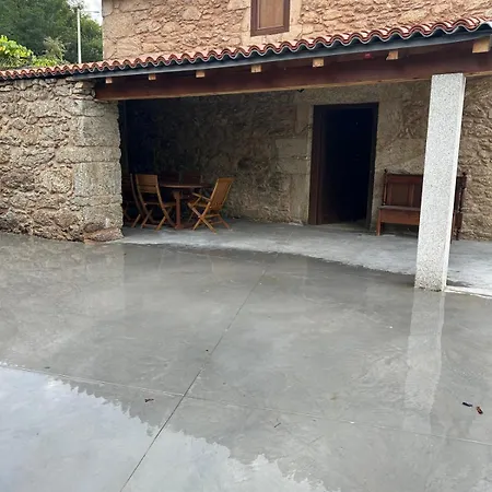 A Casa Da Lareira Holiday home A Estrada
