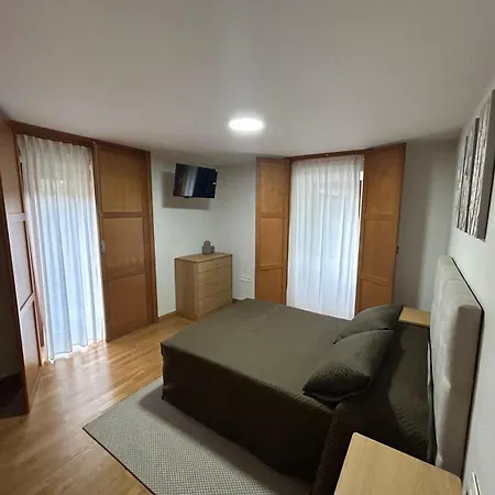 A Casa Da Lareira * A Estrada